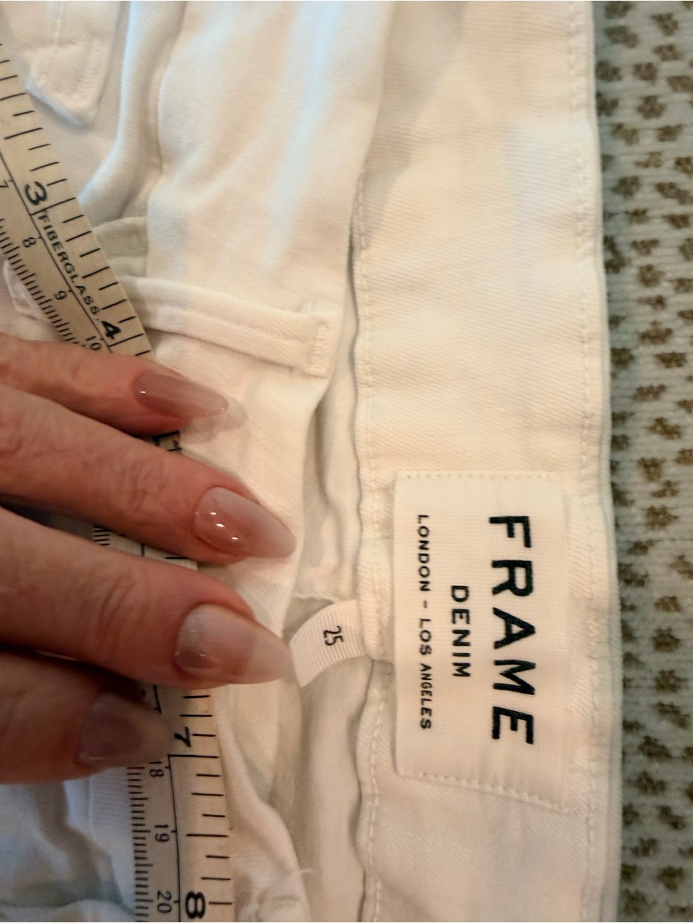 Frame Denim Off-White Slim Jeans